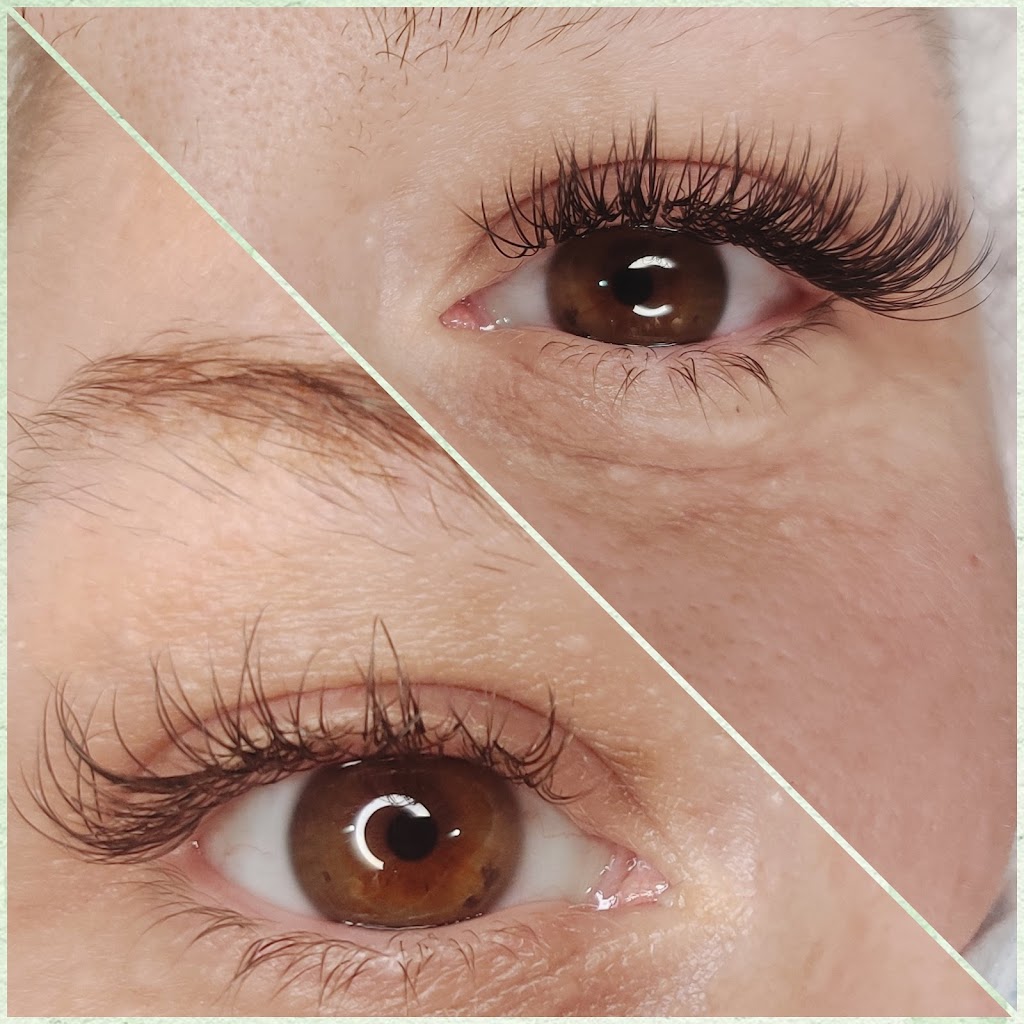 Olash Bar Eyelash Extensions | 43 Maple Ave N, Mississauga, ON L5H 2R9, Canada | Phone: (647) 774-7200