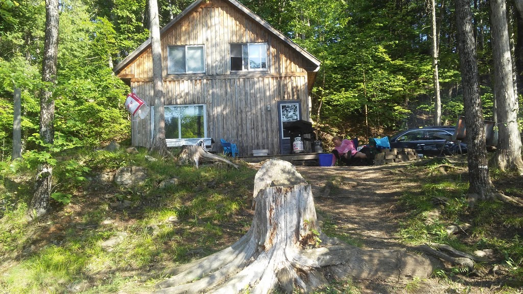 Woodland park | 1026 Hummingbird Ln, Arden, ON K0H 1B0, Canada | Phone: (613) 335-3240