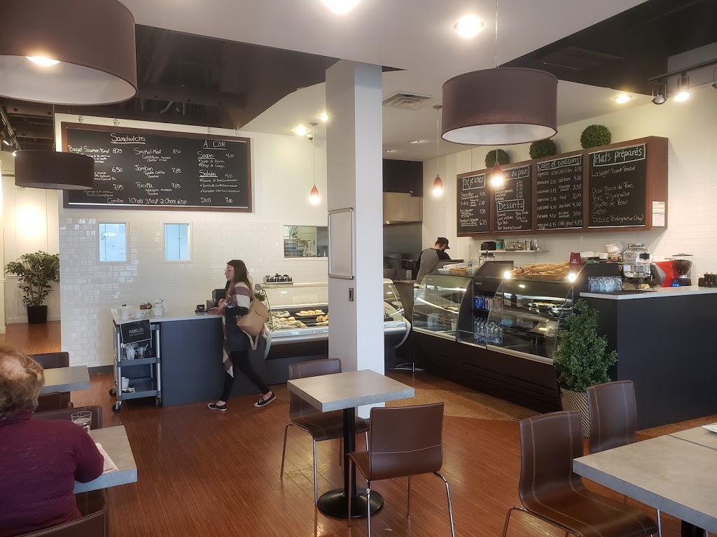 Les Touillés Café-Traiteur | 1215 Chemin du Tremblay local 130, Longueuil, QC J4N 1R4, Canada | Phone: (514) 703-8678