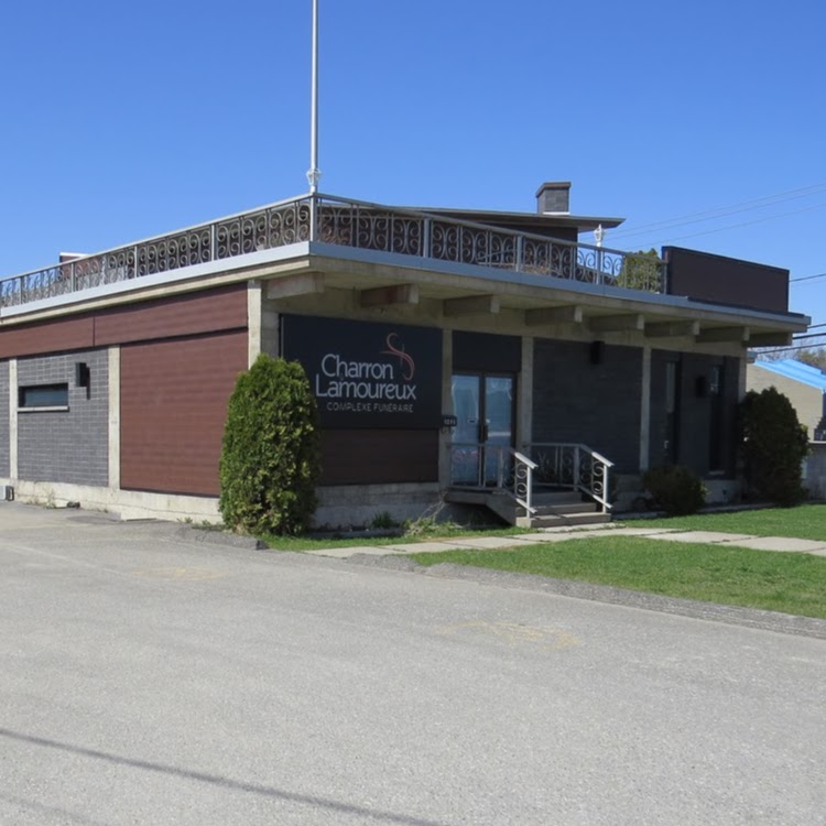 Charron et Lamoureux Complexe funéraire 1295 Rue Sherbrooke, Magog, QC J1X 2T2, Canada Charron et Lamoureux Complexe funéraire 1295 Rue Sherbrooke, Magog, QC J1X 2T2, Canada