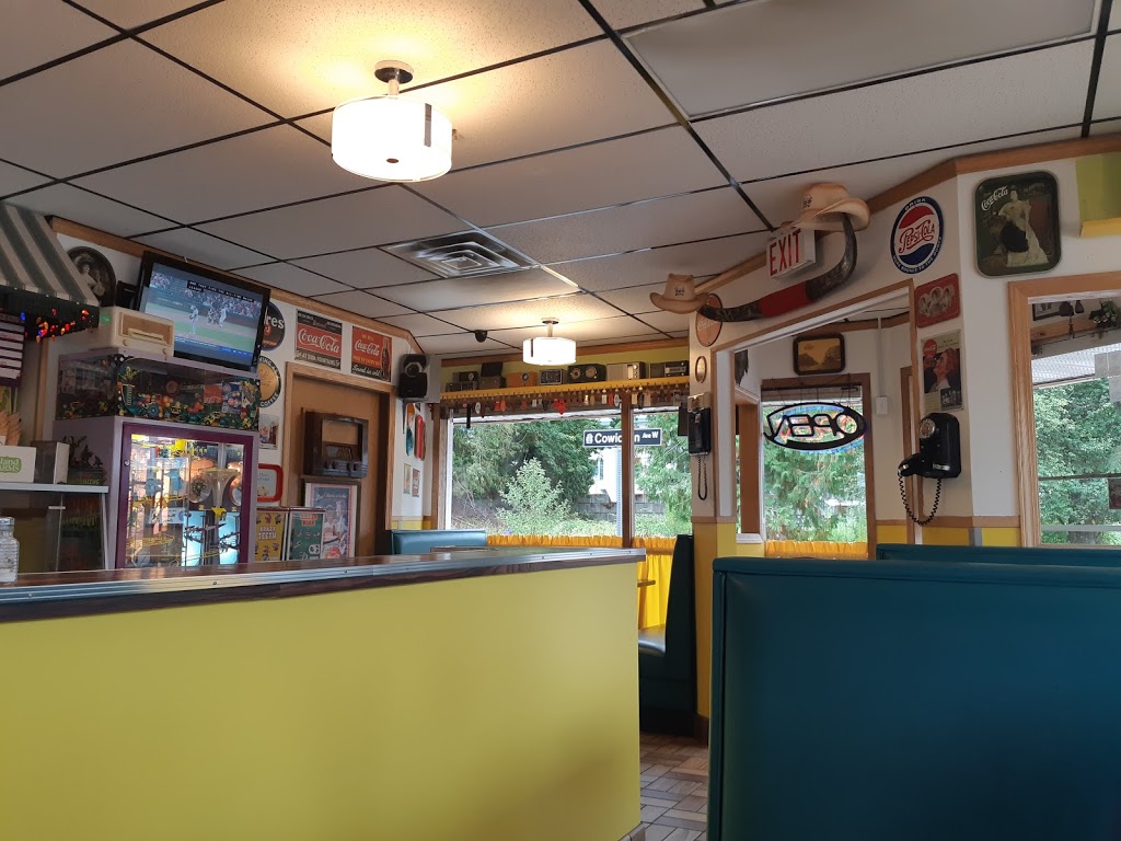 JVs Diner | 162 S Shore Rd, Lake Cowichan, BC V0R 2G0, Canada | Phone: (250) 749-7411