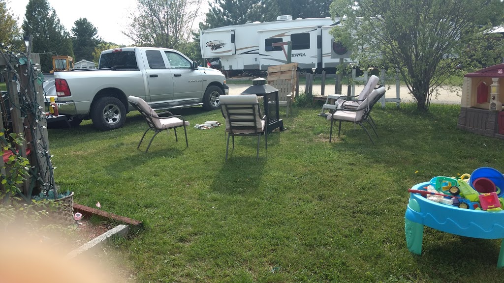 Cedar Grove Trailer Park | campground | 3395 Regional Road 55, Whitefish, ON P0M 3E0, Canada | 7058660722 OR +1 705-866-0722