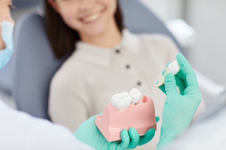 Beach Grove Dental Tsawwassen | 5686 12 Ave, Delta, BC V4L 1C4, Canada | Phone: (604) 943-6768