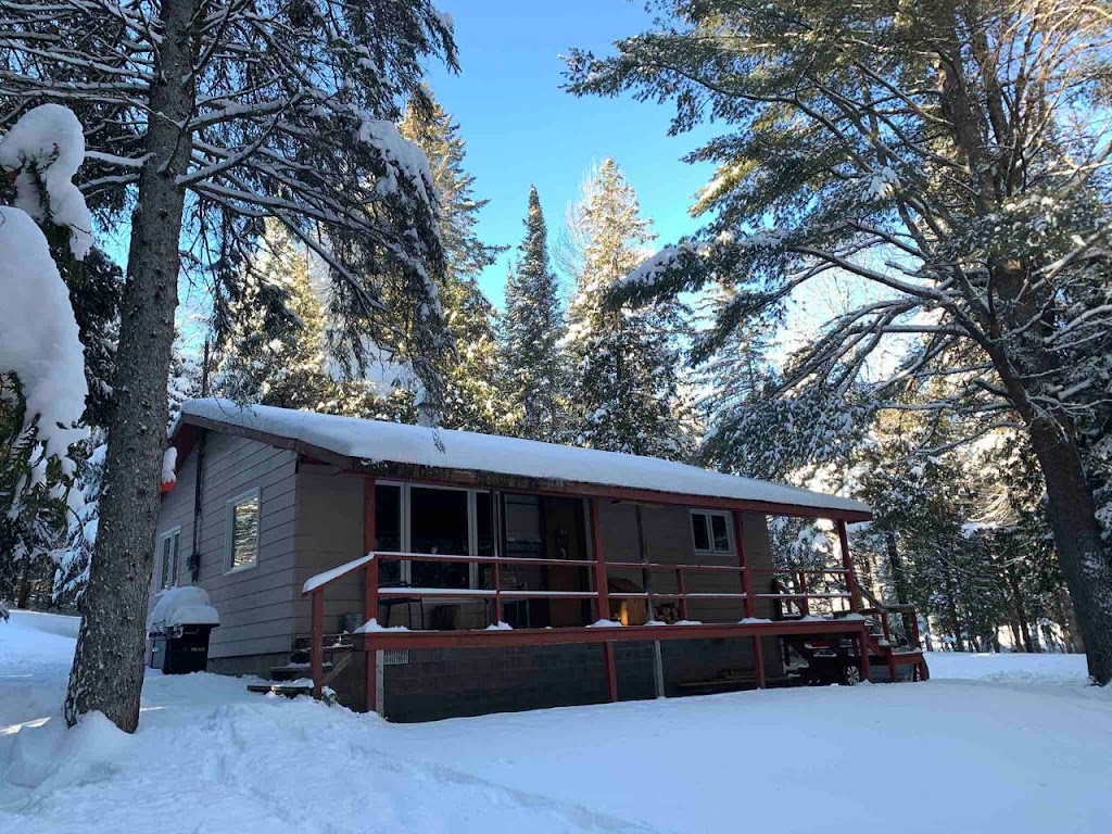 Creekside Retreat | 265 Bradshaw Rd, LAmable, ON K0L 2L0, Canada | Phone: (705) 209-1467