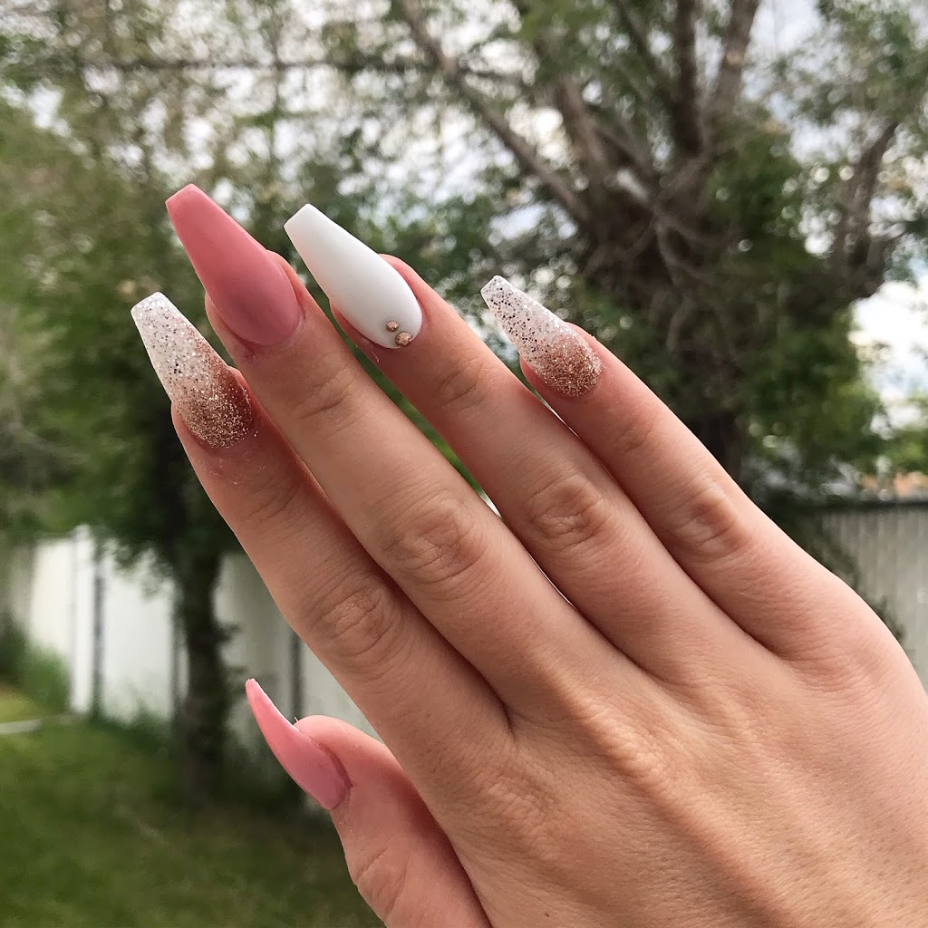 Fantasy Nails | 83 St Annes Rd, Winnipeg, MB R2M 2Y6, Canada | Phone: (204) 421-3631