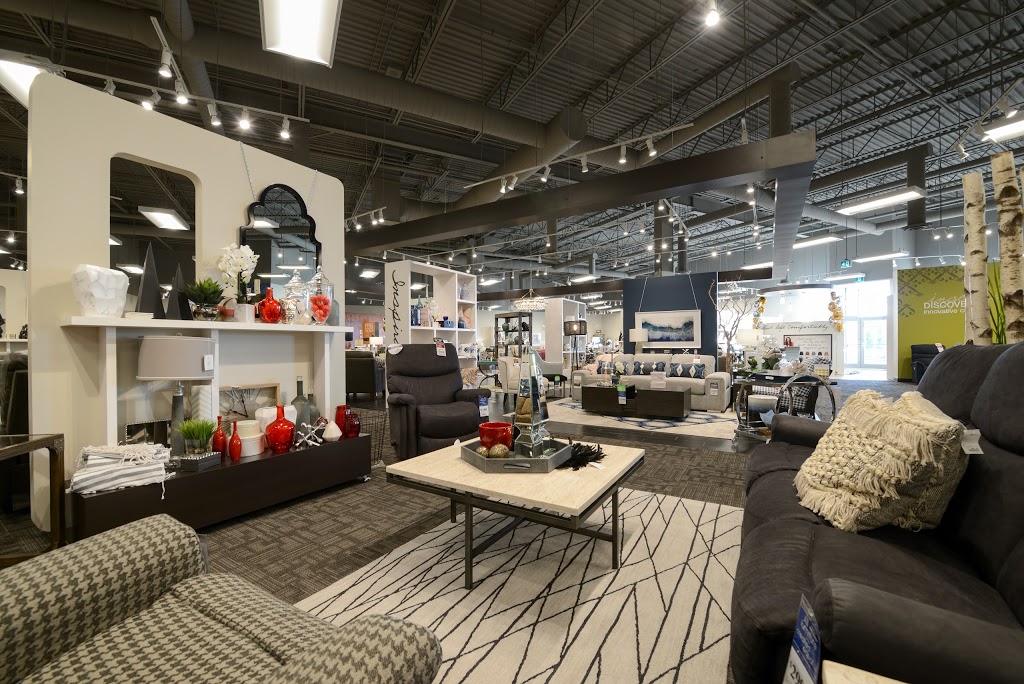 La-Z-Boy Home Furnishings & Décor | 5950 Rodeo Dr Unit #6, Mississauga, ON L5R 3V6, Canada | Phone: (905) 499-0799