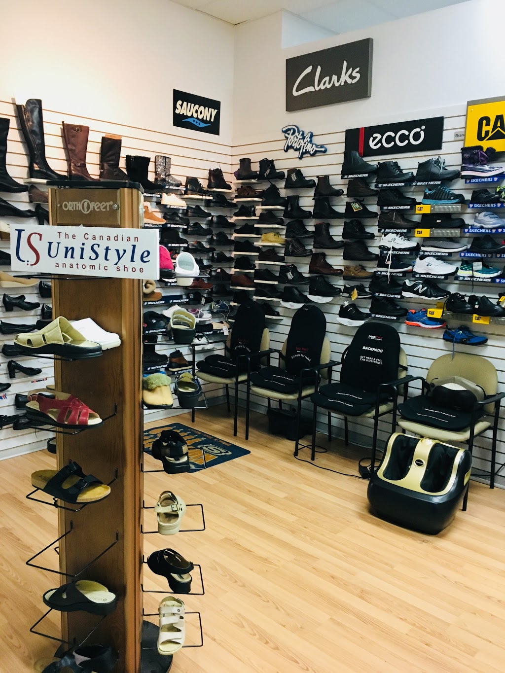 Albion Foot Clinic | 1530 Albion Rd #37-L, Etobicoke, ON M9V 1B4, Canada | Phone: (416) 741-9903