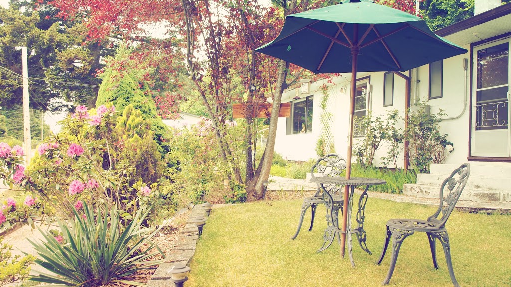 Youbou Guest House | 10331 Youbou Rd, Youbou, BC V0R 3E1, Canada | Phone: (250) 710-0207