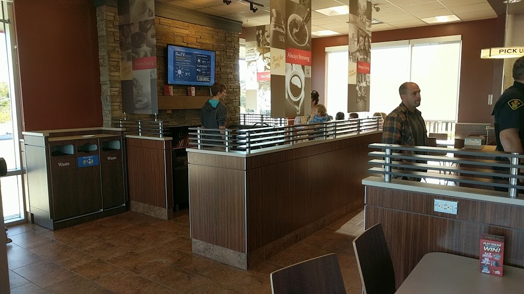 Tim Hortons | 22 Town Centre Blvd, Petawawa, ON K8H 0H1, Canada | Phone: (613) 687-9520