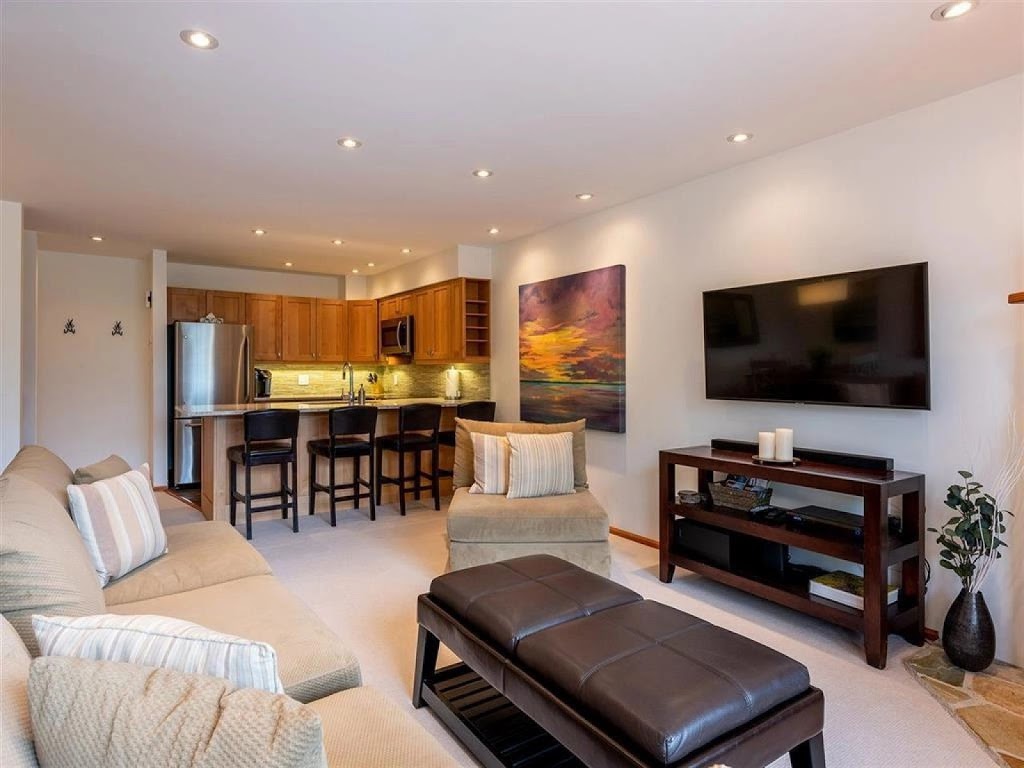 Whistler Revolution Cleaning | 4660 Blackcomb Way #404, Whistler, BC V0N 1B0, Canada | Phone: (604) 907-5479