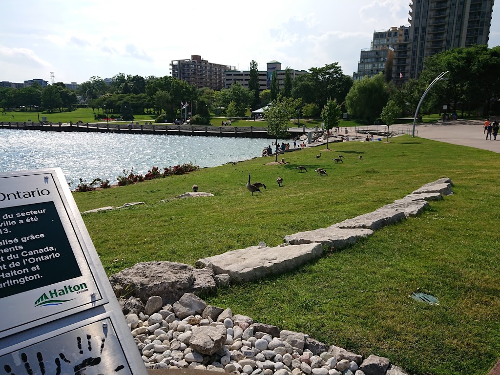 Bronte Harbour Yacht Club | 2514 Lakeshore Rd W, Oakville, ON L6L 1H8, Canada | Phone: (905) 827-6437