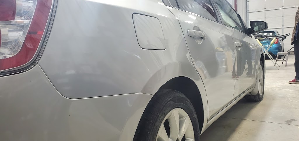 german auto collision inc | 31 Toro Rd, North York, ON M3J 2A4, Canada