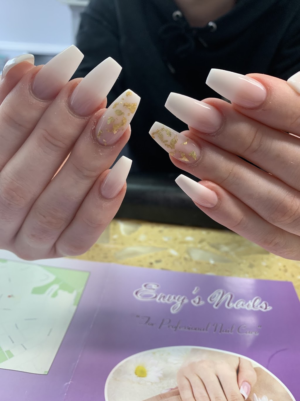 Envys Nails | 3464 Cattell Dr, Niagara Falls, ON L2G 7K7, Canada | Phone: (905) 295-0909