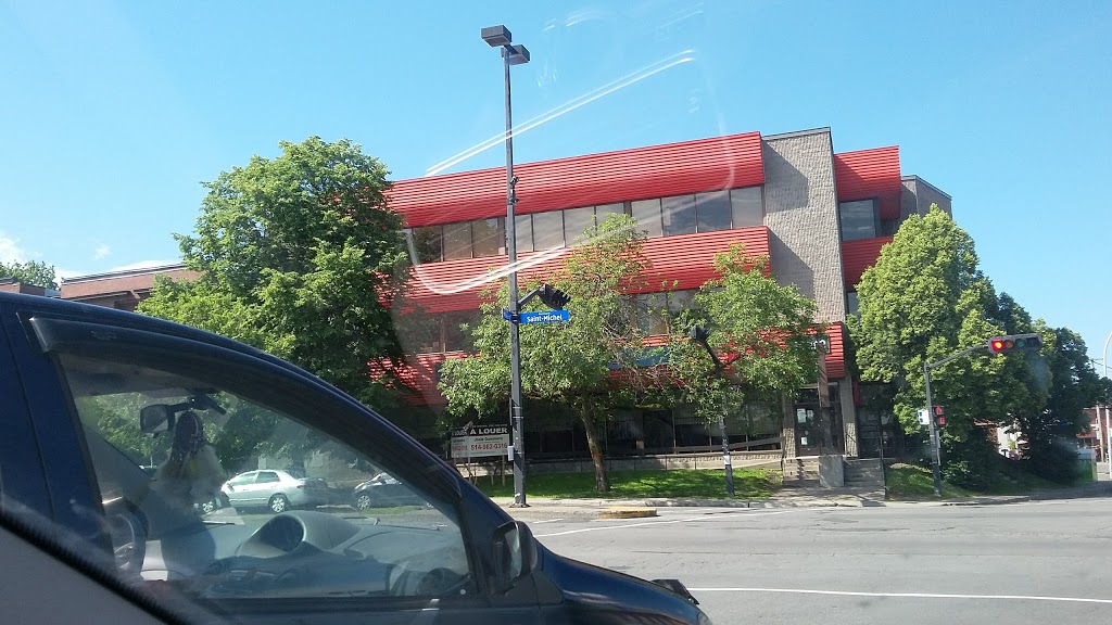 Banque Nationale | 10212 Boulevard Saint-Michel, Montréal-Nord, QC H1H 5H1, Canada | Phone: (514) 382-3980