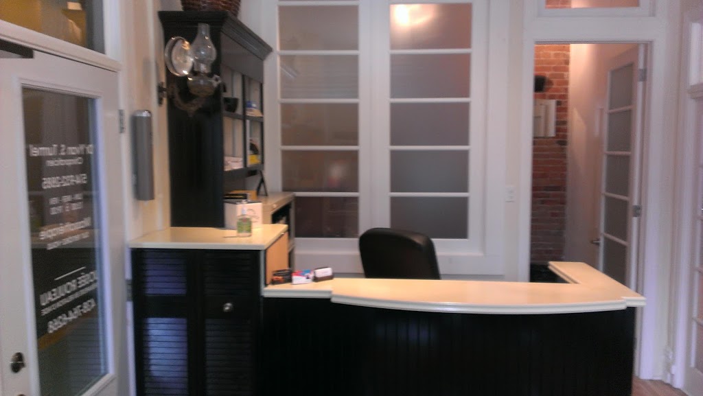 Clinique Yvan Turmel | 2325 Rue Centre, Montréal, QC H3K 1J6, Canada | Phone: (514) 932-2885