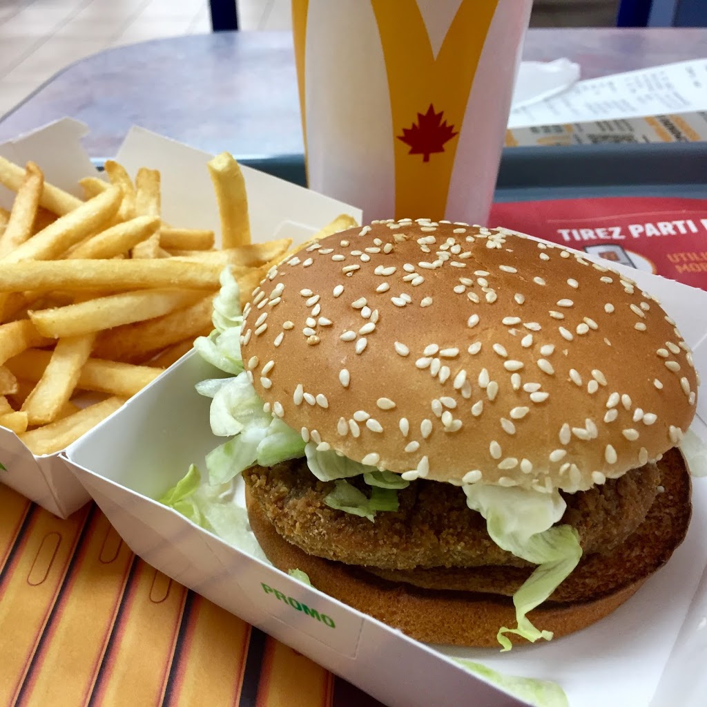 McDonalds | 1030 Boulevard du Grand Héron, Saint-Jérôme, QC J7Y 5K8, Canada | Phone: (450) 438-4022