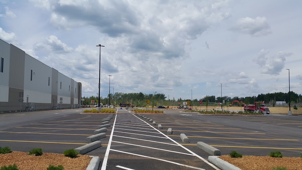 Amazon Facility YOW1 | 5225 Boundary Rd, Navan, ON K4B 1P6, Canada | Phone: (877) 467-1383