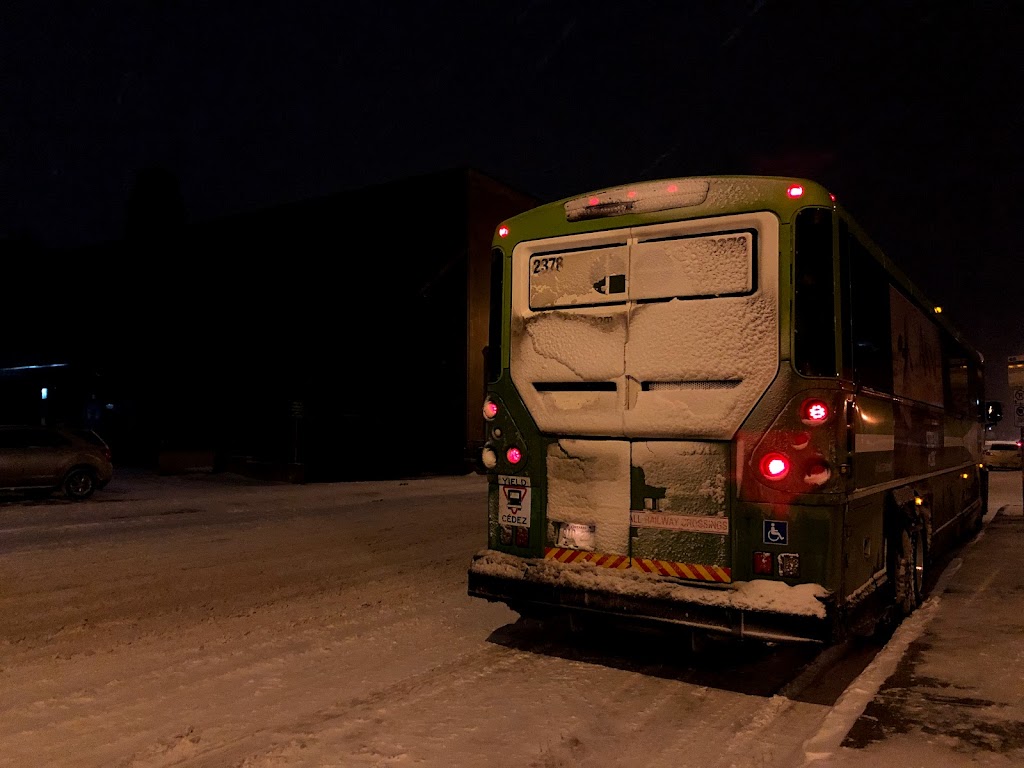 Brantford Transit Bus Terminal | 64 Darling St, Brantford, ON N3T 2Z7, Canada | Phone: (519) 753-3847