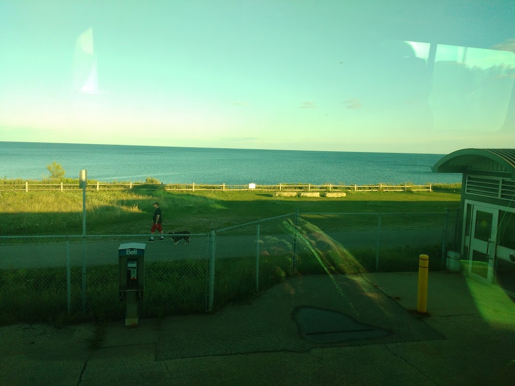 Rouge Hill GO Train Station Ticket Building | 6251 Lawrence Ave E, Scarborough, ON M1C 5G4, Canada | Phone: (416) 869-3200