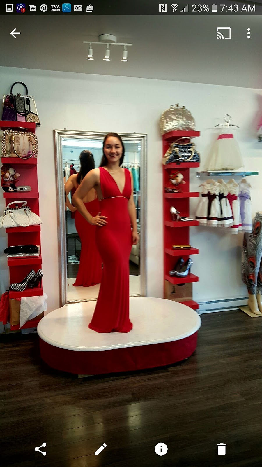 Mestiza Chic | 5759 Avenue Auteuil, Brossard, QC J4Z 1M6, Canada | Phone: (514) 999-3709