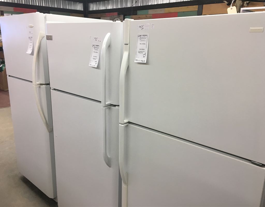 Appliance Specialist | 2776 Dundas St W, Toronto, ON M6P 1Y3, Canada | Phone: (416) 767-3055
