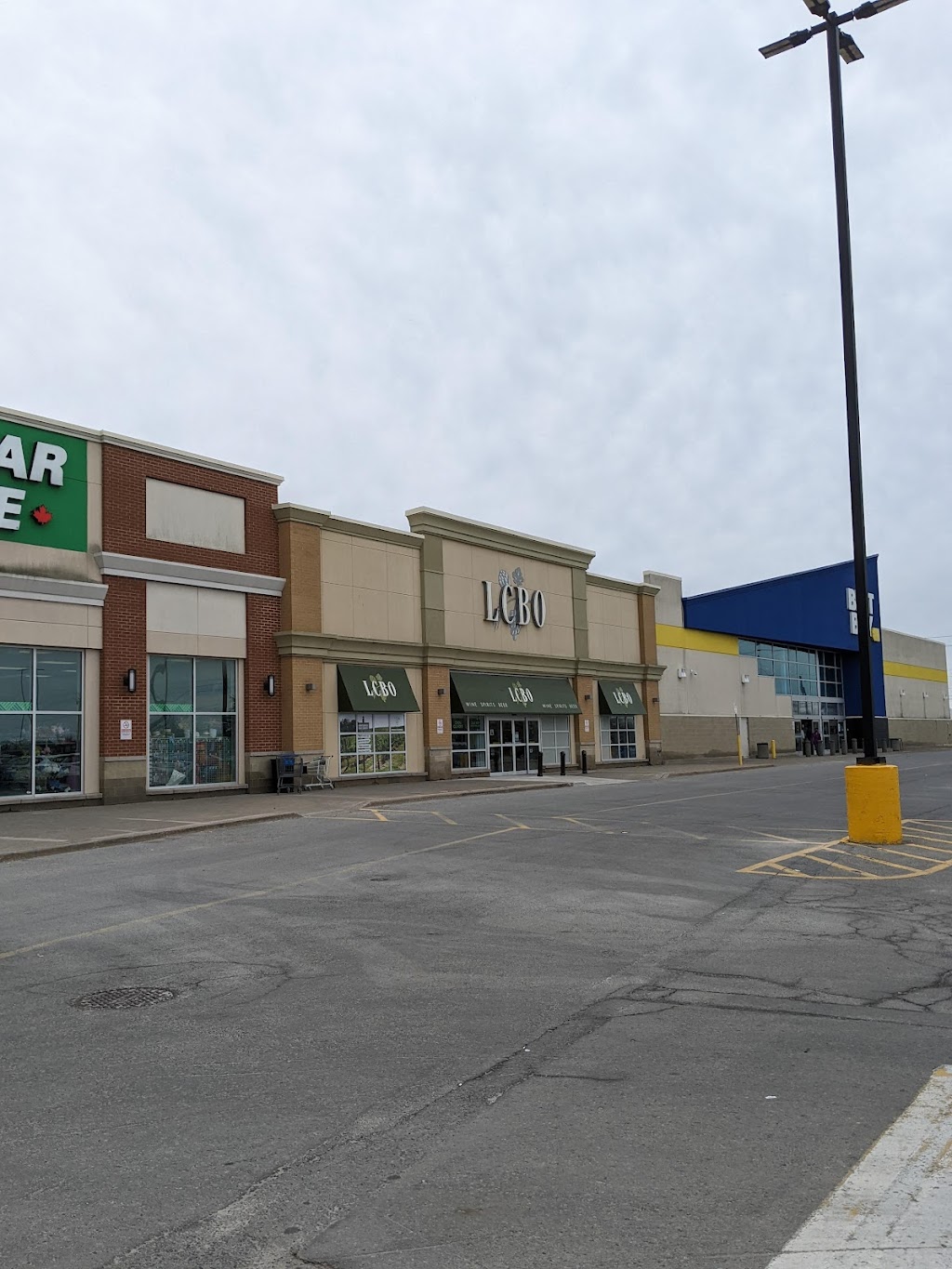 LCBO | 420 Vansickle Rd, St. Catharines, ON L2R 6P9, Canada | Phone: (905) 685-8000