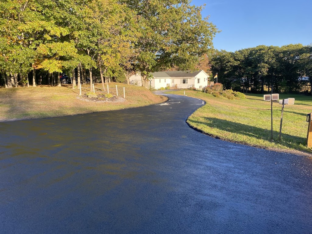 BlackFox Sealing & Repair | Sunnyside Dr, Sussex, NB E4E 1B8, Canada | Phone: (506) 435-1204