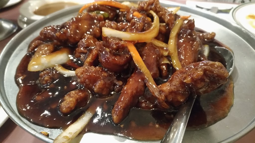 Look Ho Ho Restaurant | 6420 Bayers Rd, Halifax, NS B3L 2B2, Canada | Phone: (902) 455-5479