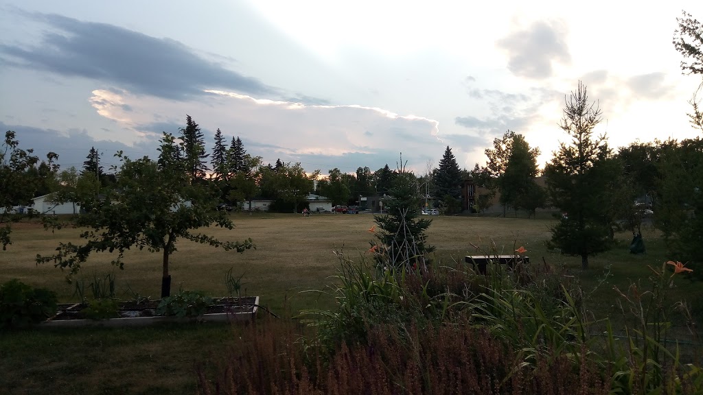 Banff Trail Park | 2115 20 Ave NW, Calgary, AB T2M 1J1, Canada