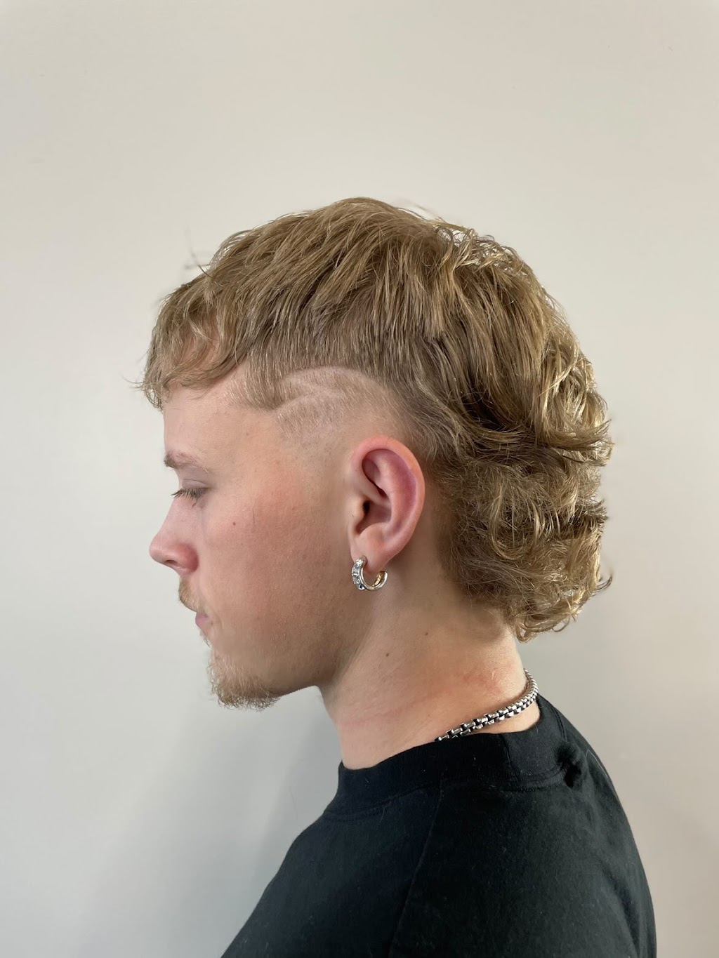 Central Block Barbershop | 2414 16 Ave NW suite #25, Calgary, AB T2M 0M5, Canada | Phone: (403) 903-4431
