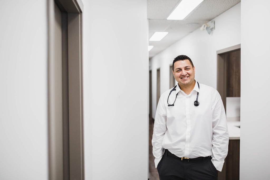 Surlang Medical Clinic | 19475 Fraser Hwy #106, Surrey, BC V3S 6K7, Canada | Phone: (604) 533-5051