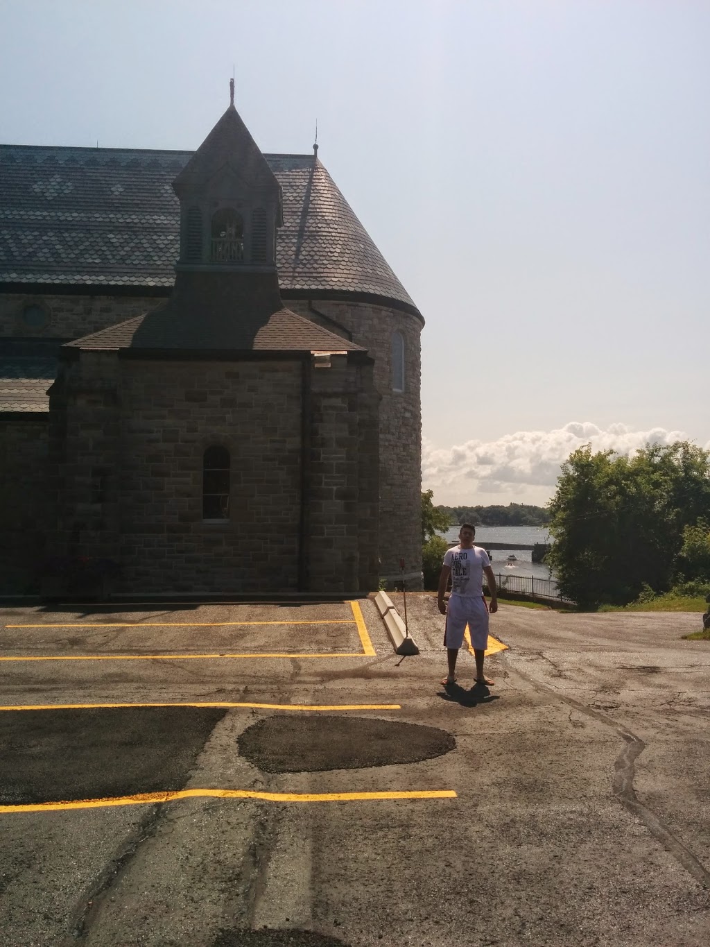 Upholstery 23 Richardson Dr, Gananoque, ON K7G 2V4, Canada