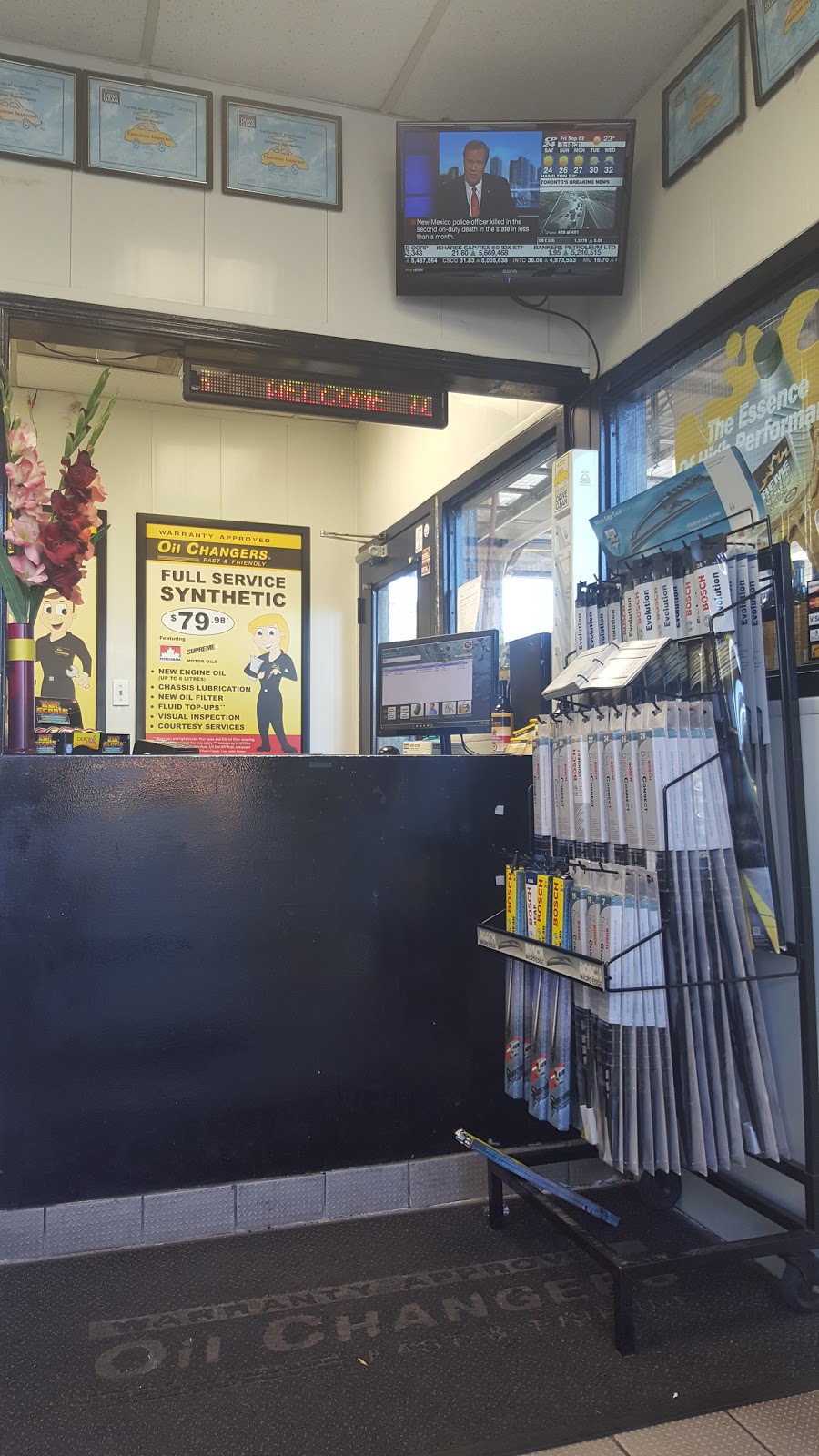 Oil Changers | 196 Steeles Ave E, Brampton, ON L6W 2V7, Canada | Phone: (905) 459-7087
