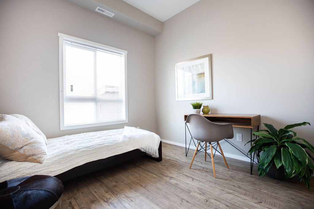 Courtview Landing - Broadstreet Properties Ltd. | 1085 Court Ave, Winnipeg, MB R2V 4J6, Canada | Phone: (866) 736-8515