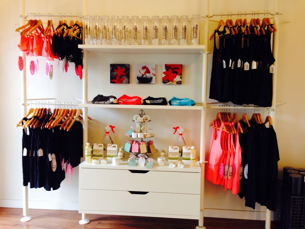 Barre Life Fitness Studio | 427 Speers Rd #18, Oakville, ON L6K 3R9, Canada | Phone: (905) 337-8338