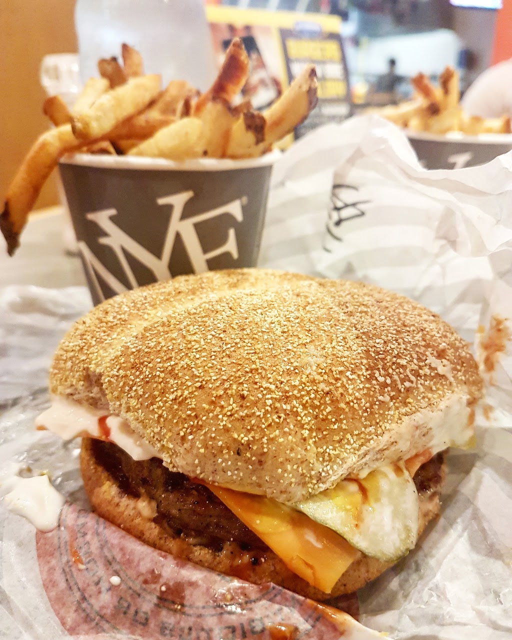 South St. Burger | 485 Trafalgar Rd, Oakville, ON L6J 3J1, Canada | Phone: (905) 338-1514