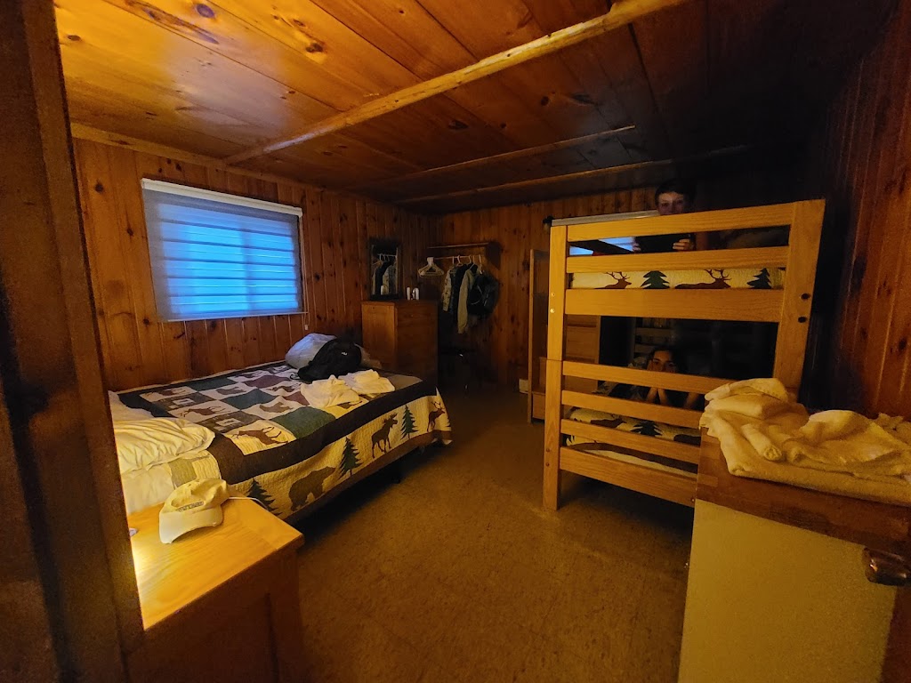 Pine Ridge Park Campground & Rustic Cabin Rental | 419 River Dr, Pembroke, ON K8A 6W7, Canada | Phone: (888) 746-3743