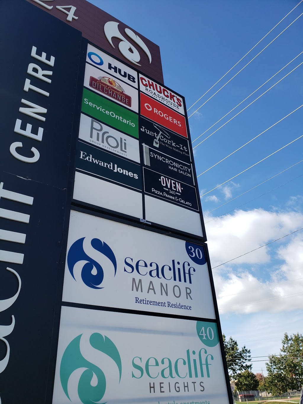 Seacliff Heights | 24 Seacliff Dr E #405, Leamington, ON N8H 0C2, Canada | Phone: (844) 747-0542
