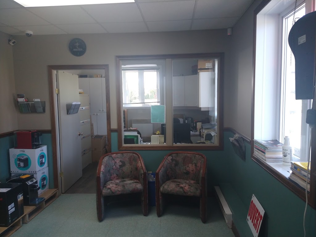 Cafe-Resto Svc | 117 Chem. des Raymond, Rivière-du-Loup, QC G5R 5X7, Canada | Phone: (418) 862-5933