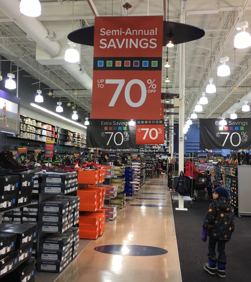 The Shoe Company | 33 Mapleview Dr E UNIT 6, Barrie, ON L4N 9H5, Canada | Phone: (705) 727-0935