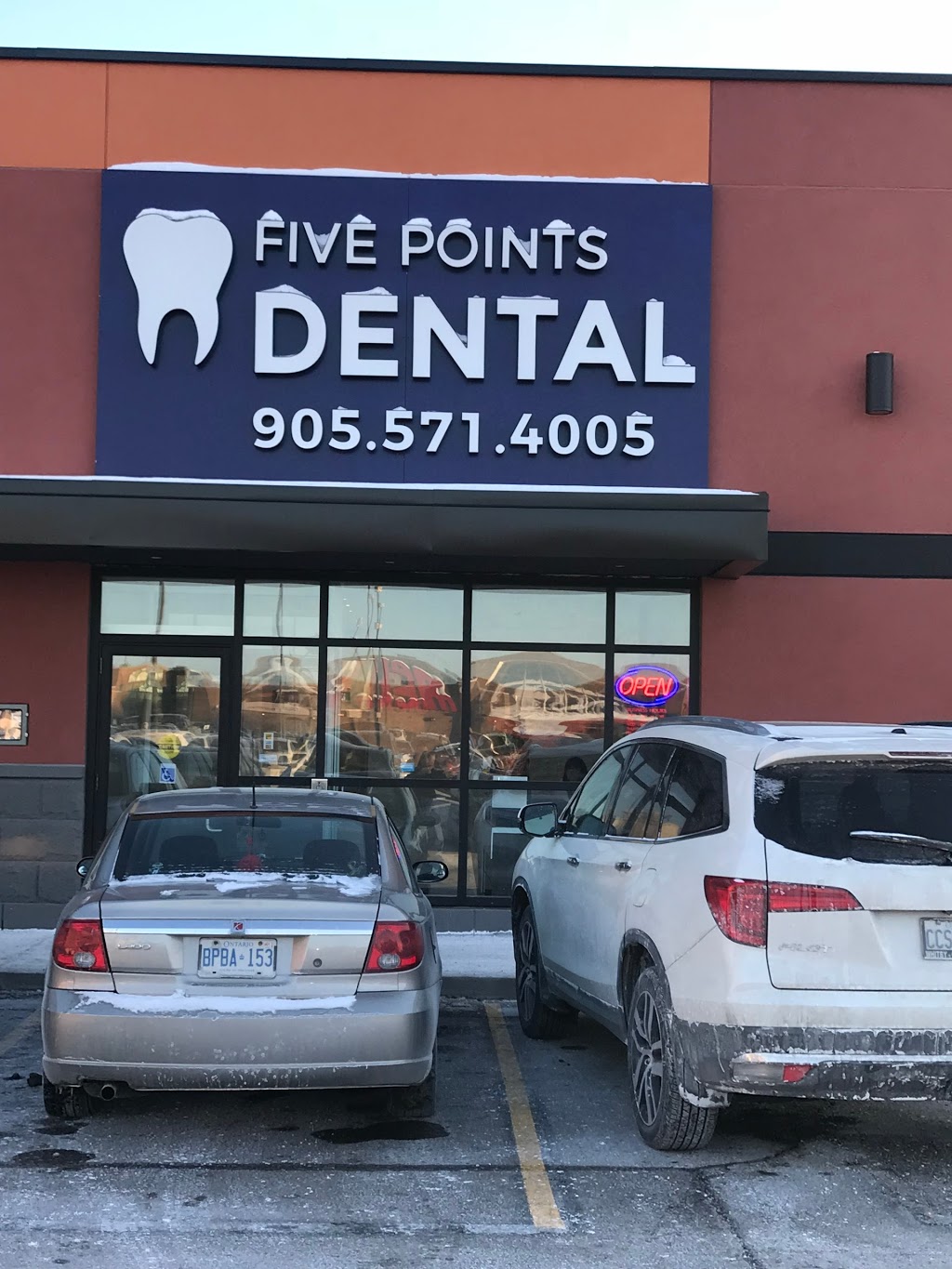 5 Points Mall Dental Office | dentist | 1177 Ritson Rd N, Oshawa, ON L1G 3B9, Canada | 9055714005 OR +1 905-571-4005
