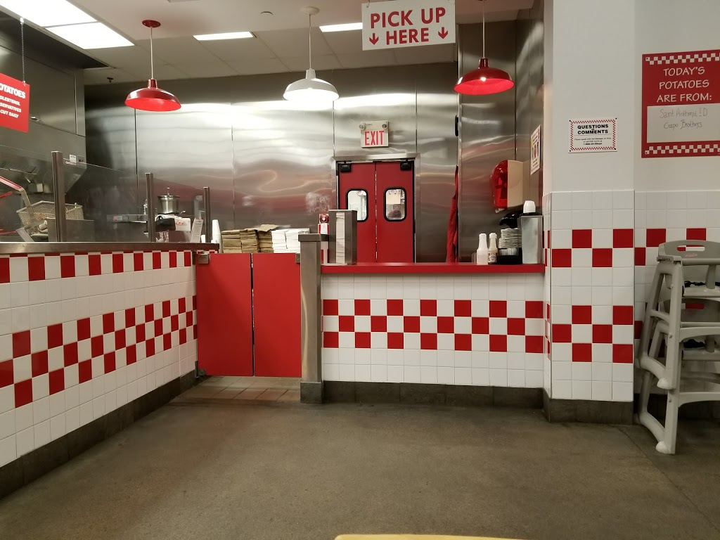 Five Guys | 3732 Innes Rd, Orléans, ON K1W 0C8, Canada | Phone: (613) 824-6270