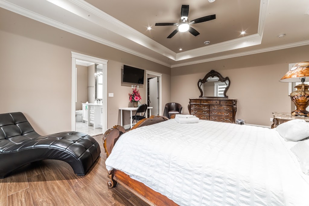 Michaels Lodge | 14443 108 Ave, Surrey, BC V3R 1V5, Canada | Phone: (778) 960-0023