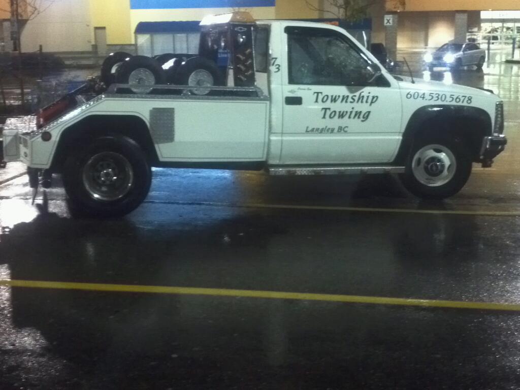 Township Towing | 3223 240 St, Langley, BC V2Z 2J3, Canada | Phone: (604) 337-6056