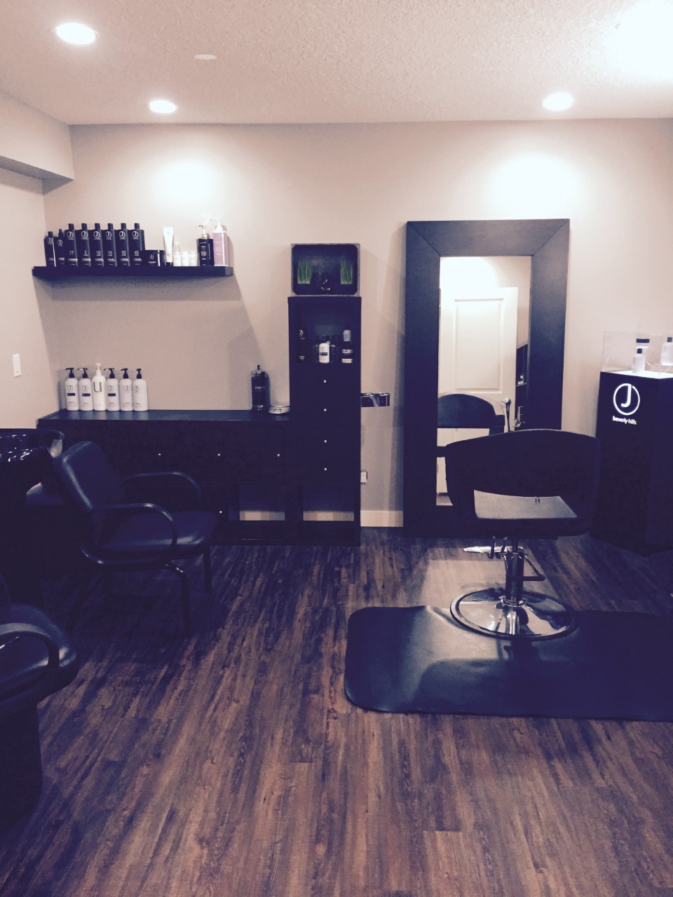 Kreations by Kelly | 81 Rainbow Falls Way, Chestermere, AB T1X 0S6, Canada | Phone: (403) 827-2951