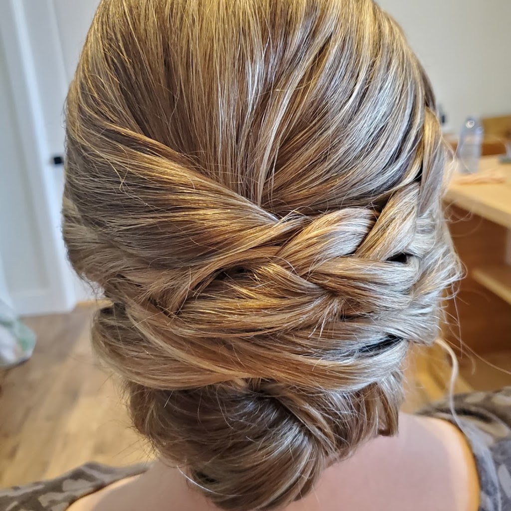 M.A.D. Hair Designz | 39394 Hwy 41, Pembroke, ON K8A 6W4, Canada | Phone: (613) 639-3516