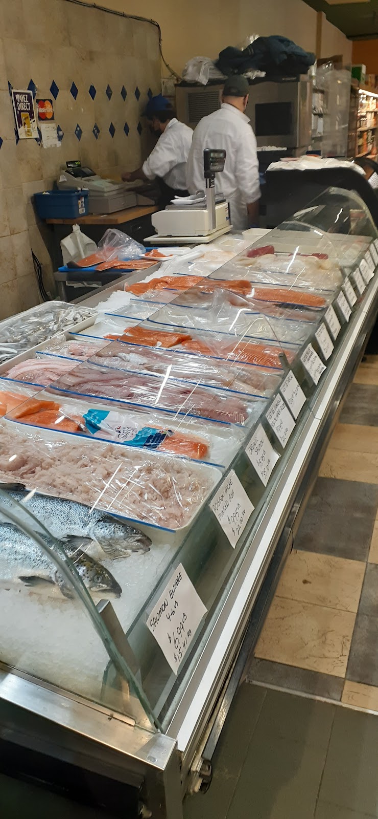 The Esposito Market | 340 Blvd. Marcel-Laurin, Saint-Laurent, QC H4M 2L4, Canada | Phone: (514) 744-4942