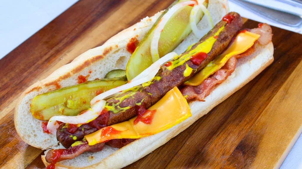 Burger Factory | 1600 Regent Ave W, Winnipeg, MB R2C 3B5, Canada | Phone: (204) 668-6881