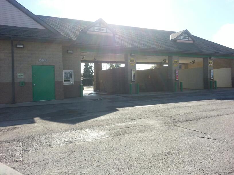 Happy Bays Auto Wash | 67266 Gratiot Ave, Richmond, MI 48062, USA