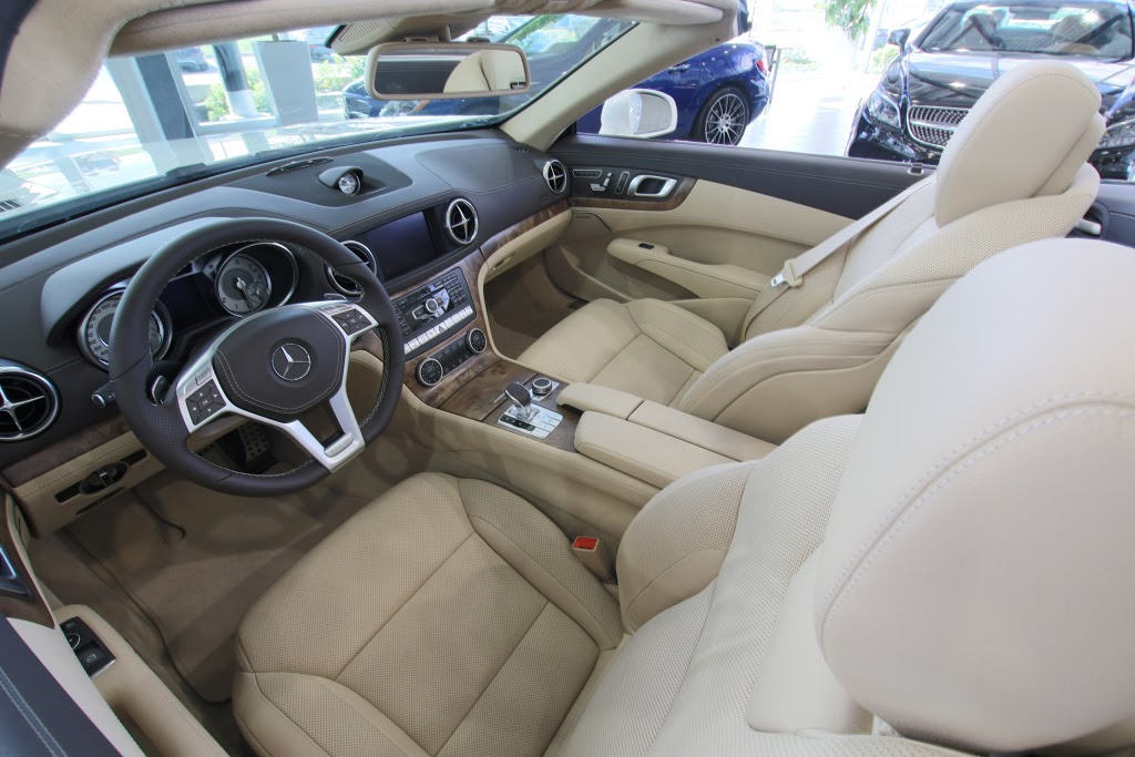 Duval Mercedes-Benz | 1530 Rue Ampère, Boucherville, QC J4B 7L4, Canada | Phone: (450) 449-0222